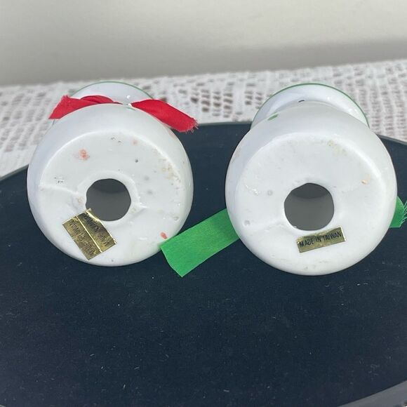 Set of 2 || Vintage ceramic candle stick holders || Snowmen candle holders - Picture 7 of 9